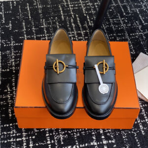 高仿Hermes*H241143Z02塔扣小羊皮樂福鞋黑色免檢版