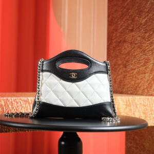 高仿Chanel*24B系列AS3656黑白拼色小羊皮斜挎包免檢版