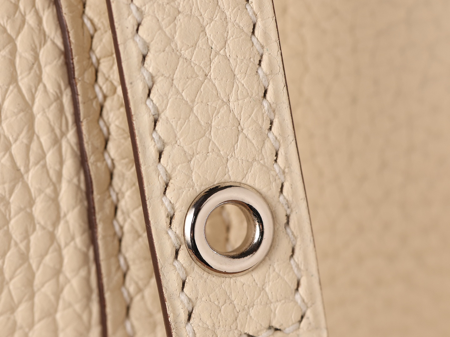 高仿奢侈品Hermes水桶包奶昔白銀扣原廠皮革 - Image 8