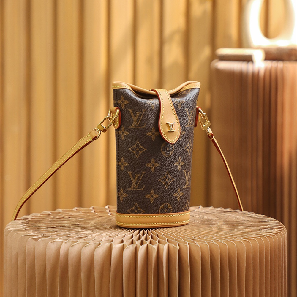 香港原單LV-FoldMe系列手機單肩包免檢版 - Image 2