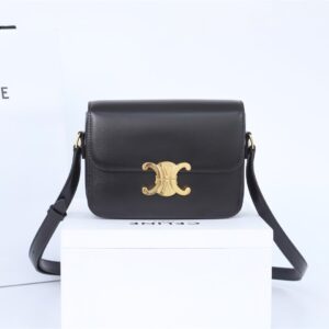 高仿Celine*Triomphe系列手袋188423黑色小號免檢版