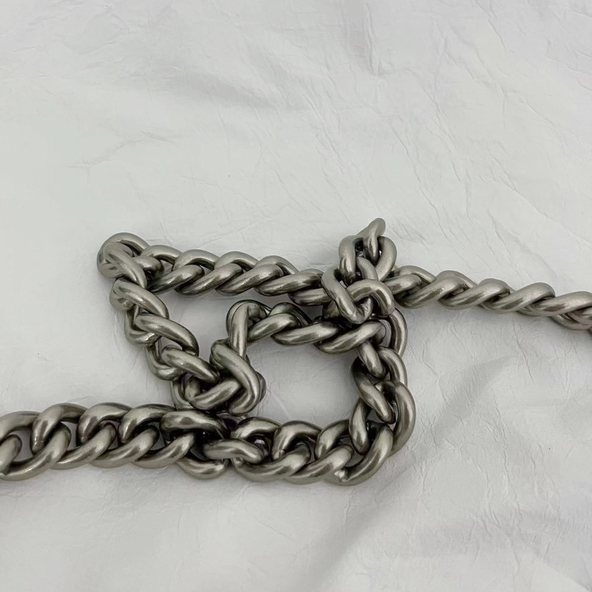 高仿Balenciaga2023Crushtote褶皺牛皮手拎袋大號 - Image 11