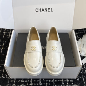 高仿Chanel*25C系列G46112A小牛皮樂福鞋白色免檢版