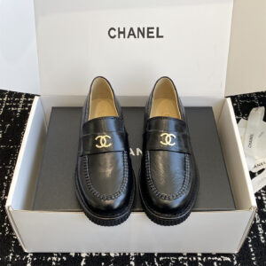 高仿Chanel*25C系列G46112B小牛皮樂福鞋黑色免檢版