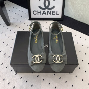 高仿Chanel*24K系列G46022A絲絨塔扣瑪麗珍鞋灰色免檢版
