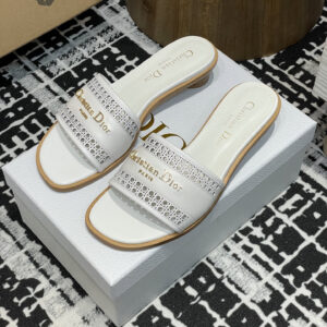 高仿Dior*D-Lane系列KCO207圓頭套腳拖鞋短踭白色免檢版