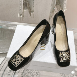 高仿Dior*Miss系列KCX321方頭LOGO金屬扣高踭單鞋黑色免檢版