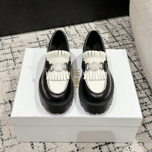 高仿Dior*Emblem系列KDB964女款樂福鞋黑白免檢版