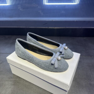 高仿Dior*Ballet系列KCB940圓頭套腳休閒單鞋藍色免檢版