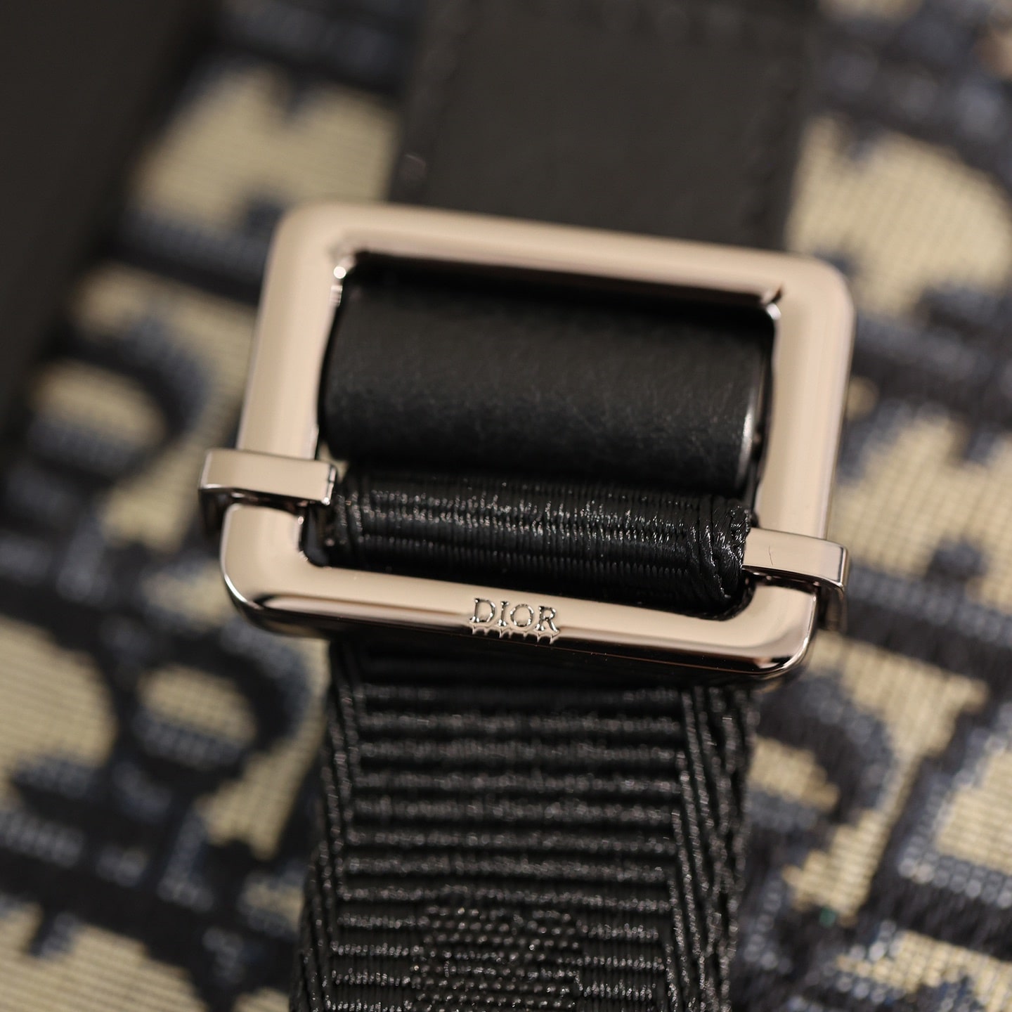 高仿Dior*Safari系列郵差包Oblique印花免檢版 - Image 16