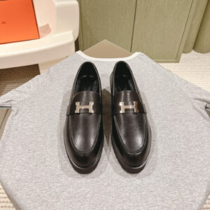 高仿Hermes*H232137Z02小牛皮樂福鞋黑色免檢版