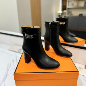 高仿Hermes*H182102Z02小牛皮高踭短靴黑色8.5CM免檢版