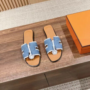 高仿Hermes*H241060ZCB經典H拖鞋淺藍色免檢版