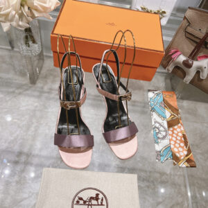 高仿Hermes*H232133Z9J露趾細踭涼鞋淺粉9.5CM免檢版