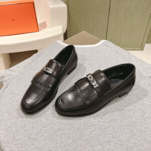 高仿Hermes*H241008Z02小牛皮樂福鞋黑色免檢版