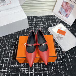 高仿Hermes*Kelly系列H251002Z06小牛皮休閒單鞋紅色免檢版