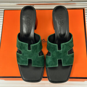 高仿Hermes*H222110ZI0經典H中踭拖鞋羊京面料綠色5CM免檢版