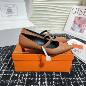 高仿Hermes*Kelly系列H251007Z04小牛皮高踭鞋棕色4CM免檢版