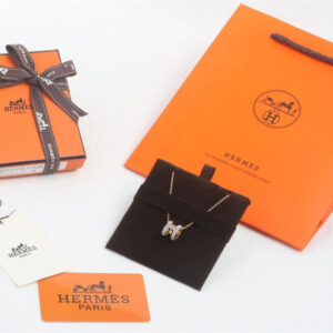 高仿Hermes*POPH系列H147992FO91玫瑰金吊墜頸鏈小號紫色