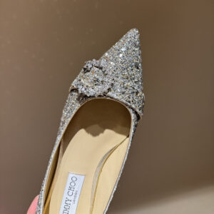 高仿JimmyChoo*SARESA3水晶塔扣尖頭平底鞋晶片銀色免檢版