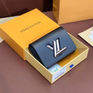 高仿LV*Twist系列M64414鎖扣開合短款錢夾黑色免檢版