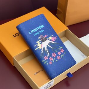 高仿LV聯名Nigo系列M25985駐日美軍紀念款銀包藍色免檢版