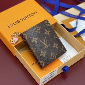 高仿LV*M14718掛墜LOGO內裡粉色錢包免檢版