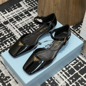 高仿Prada*1l601N方頭粗跟涼鞋3.5CM黑色免檢版