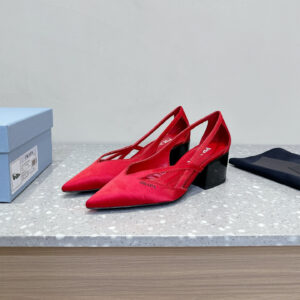 高仿Prada*1I747C尖頭粗跟高踭鞋5.5CM緞面紅色免檢版