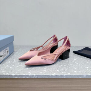高仿Prada*1I747A尖頭粗跟高踭鞋5.5CM緞面粉色免檢版
