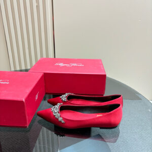 高仿RogerVivier*RVW5026水鑽尖頭平底鞋紅色免檢版