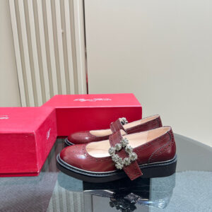 高仿RogerVivier*RVW5485鑽扣粗跟瑪麗珍鞋紅色3CM免檢版