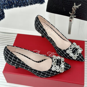 高仿RogerVivier*RVW4043尖頭水鑽針織帆布黑色6.5CM免檢版