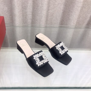 高仿RogerVivier*RVW5543鑽扣絲緞拖鞋黑色3CM免檢版