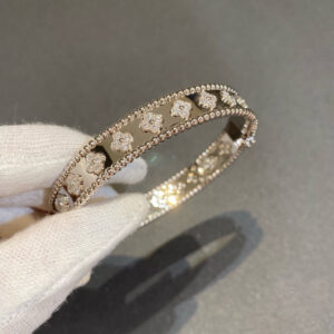 高仿首飾VanCleef&Arpels*RN9ES00萬花筒手鐲寬版白金款