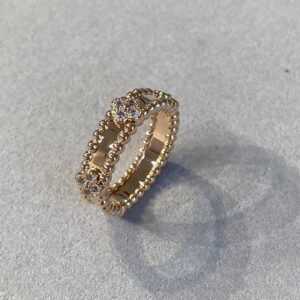 高仿首飾VanCleef&Arpels*RPJMY00鑲鑽萬花筒戒指玫瑰金