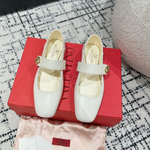 高仿Valentino*5W2S0JD方頭單鞋小牛皮白色平底免檢版