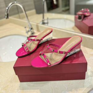 高仿Valentino*2W0S0GM鉚釘水晶踭涼鞋騷粉膠片4.5CM免檢版