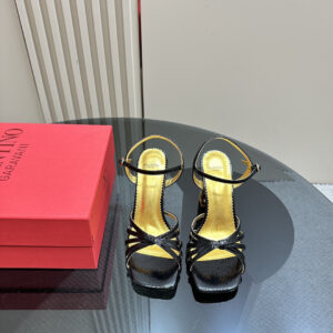 高仿Valentino*6W2S0LE水鑽高踭鞋黑金色9CM免檢版