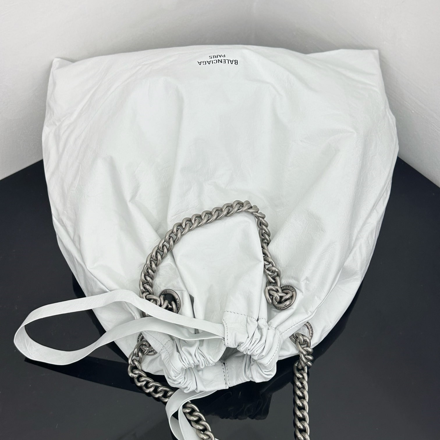 高仿Balenciaga2023Crushtote褶皺牛皮手拎袋大號 - Image 5