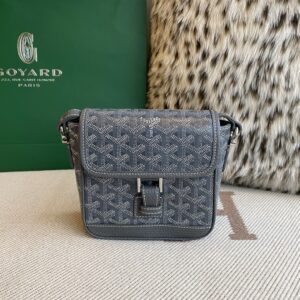 高仿GoyardBeluga限量版mini豆腐包灰色