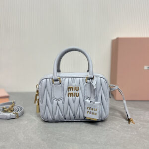 高仿miumiu繆繆TooPretty系列5BB123保齡球手袋車菊藍