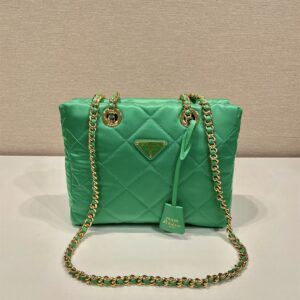 高仿Prada*ReEdition系列中古袋1BG468綠色免檢版