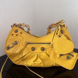 高仿Balenciaga*LeCagole系列餃子包黃色S